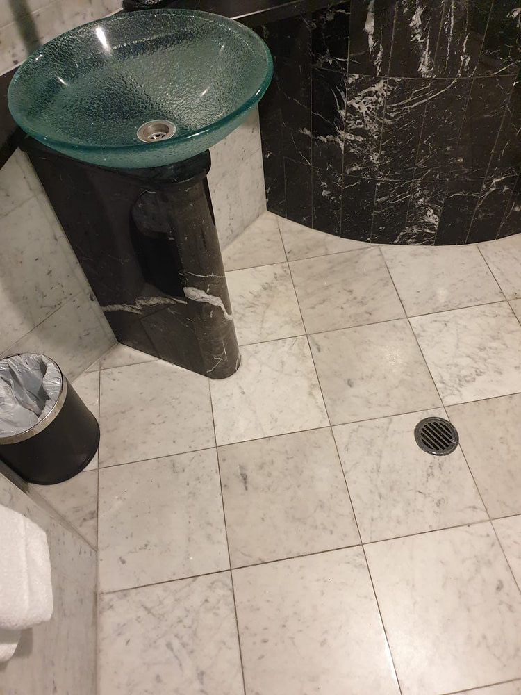 carrara marble remove stain clean seal Zanzibar Apt Mooloolaba (1) Nu Stone Care Carrara Marble